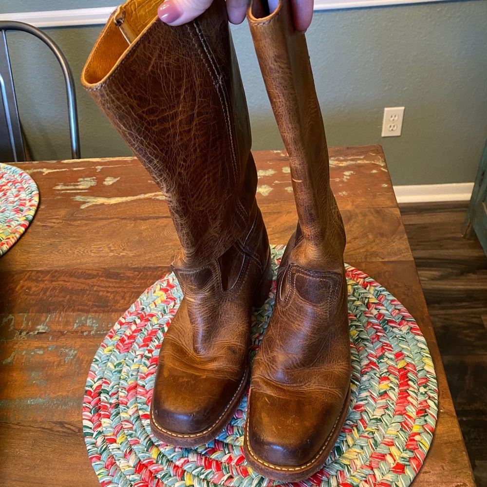 Beautiful gently used Frye boots.